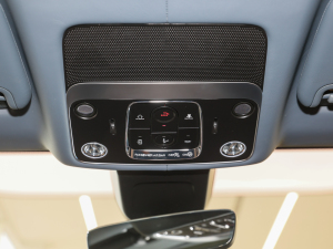 20224.0T GT V8 Mulliner п؅^