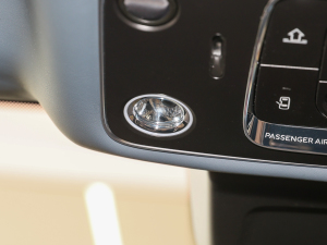 20224.0T GT V8 Mulliner п؅^