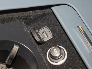 20224.0T GT V8 Mulliner п؅^