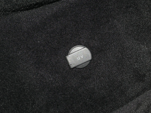 20224.0T GT V8 Mulliner п؅^