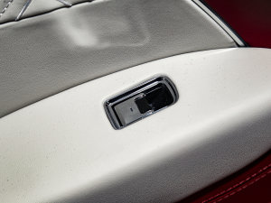 20224.0T GT V8  ܇ƅ^(q)