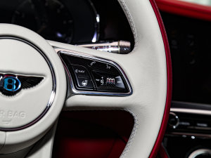 20224.0T GT V8  п؅^(q)