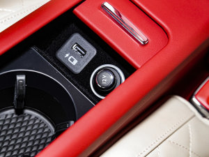 20224.0T GT V8  п؅^(q)