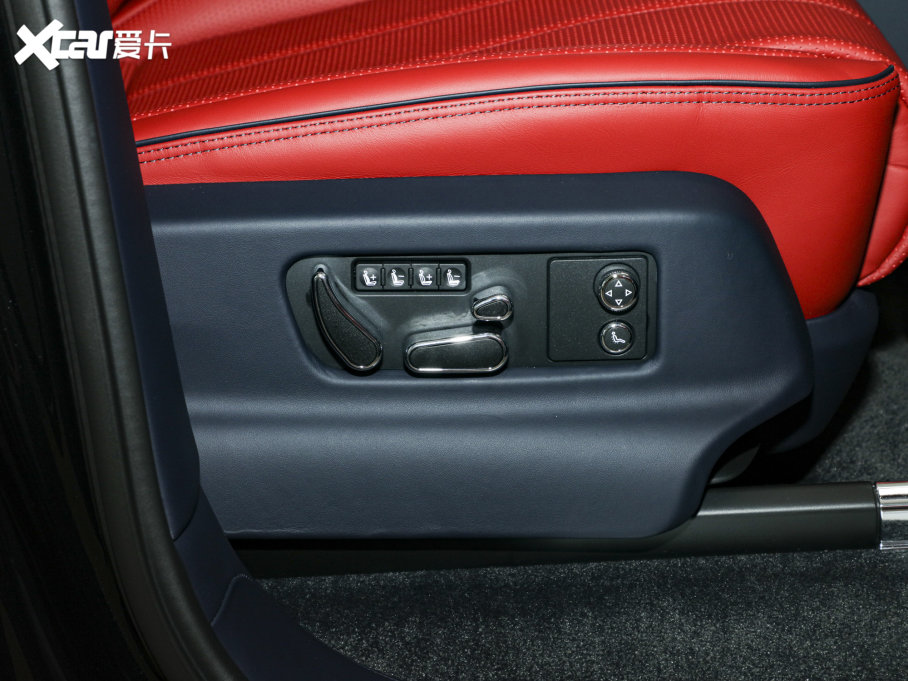 2023Խ 4.0T V8 L(zhng)S