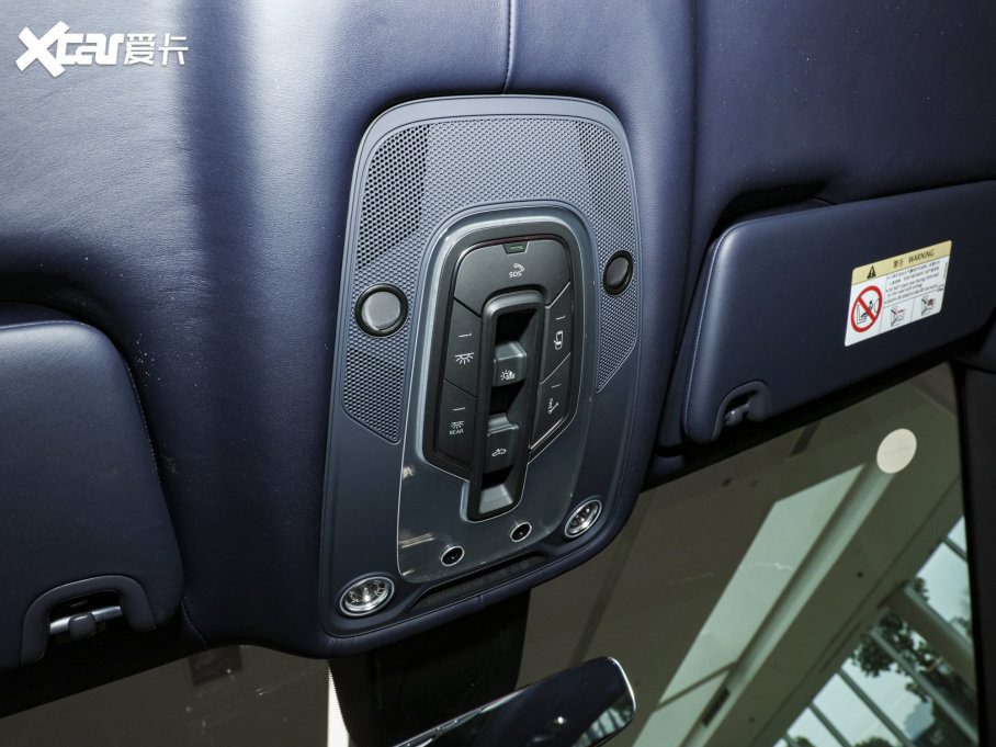 2023Խ 4.0T V8 L(zhng)S