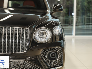 20234.0T V8 L(zhng)S (x)(ji)^