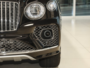 20234.0T V8 L(zhng)S (x)(ji)^