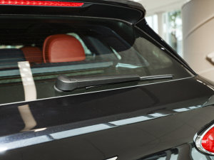 20234.0T V8 L(zhng)S (x)(ji)^