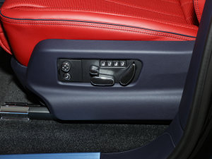 20234.0T V8 LS {{(dio)(ji)