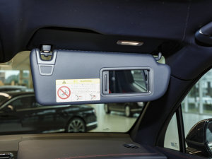 20234.0T V8 LS ꖰ壨ң