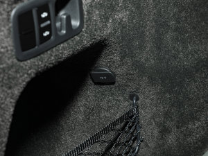 20234.0T V8 LS п؅^