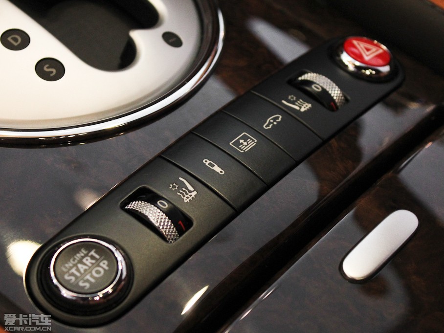 2010��W� Flying Spur ������