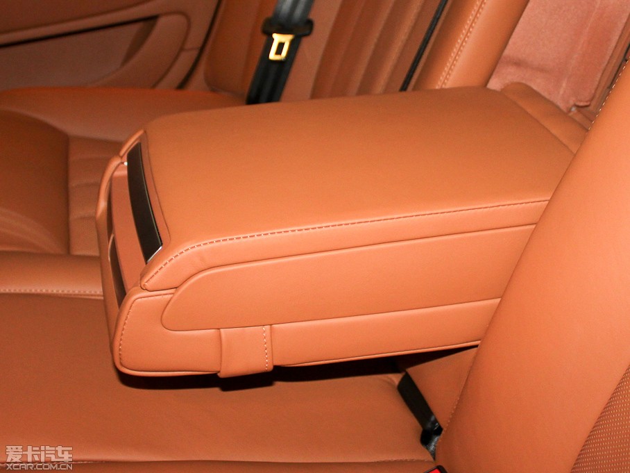 2010��W� Flying Spur ������