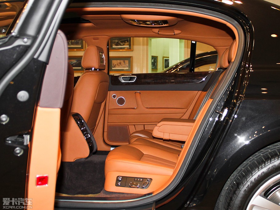 2010��W� Flying Spur ������