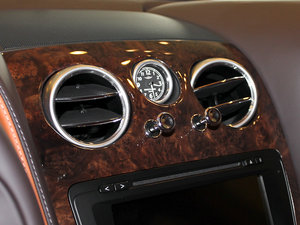 2010Flying Spur  п؅^