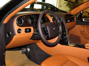 2010Flying Spur  п؅^