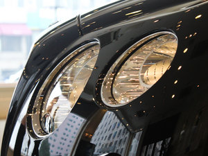 2010Flying Spur 6.0 ^