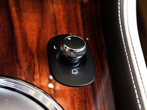 2012Flying Spur  п؅^