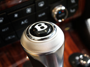 2012Flying Spur  п؅^