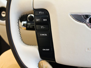 2012Flying Spur  п؅^