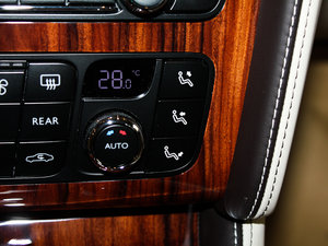 2012Flying Spur  п؅^