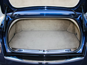 2013款6.8T Mulliner特别版 行李厢空间