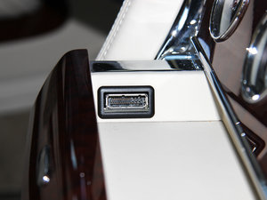 2013款6.8T Mulliner特别版 空间座椅