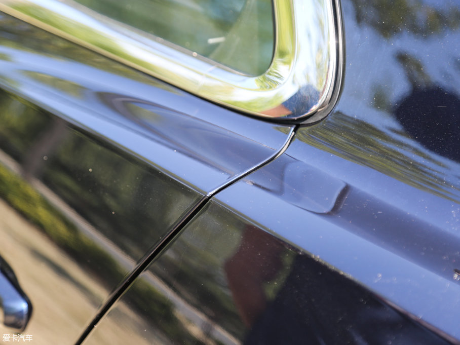 2013wY 6.0T W12 MULLINER