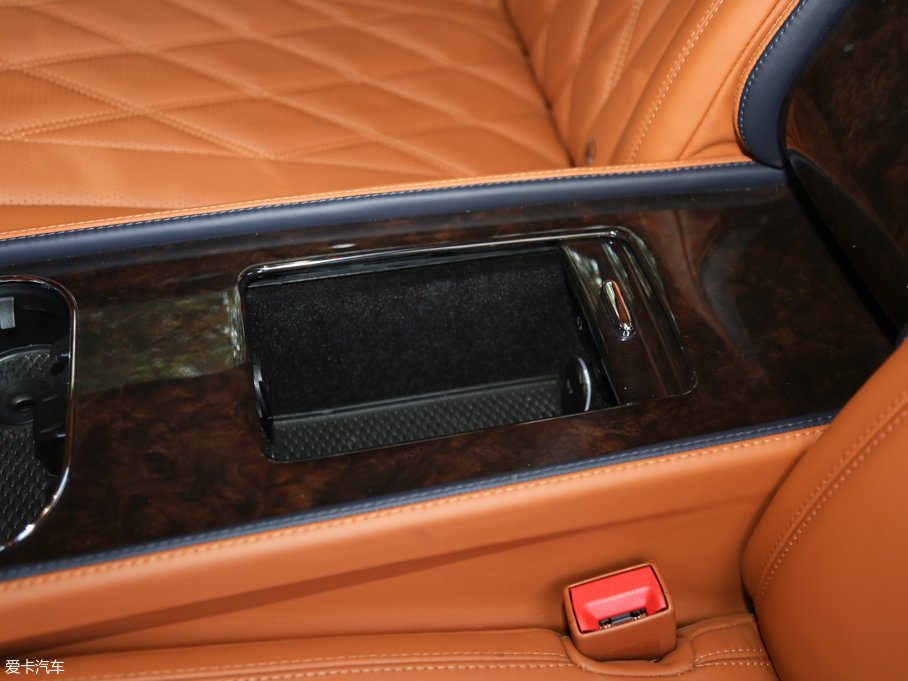 2013wY 6.0T W12 MULLINER