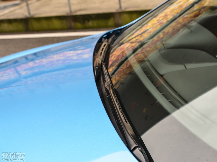 2014W 4.0T GT V8 S ˜ʰ