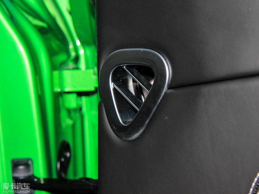 2014W 4.0T GT V8 S F