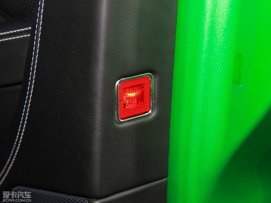 2014W 4.0T GT V8 S F