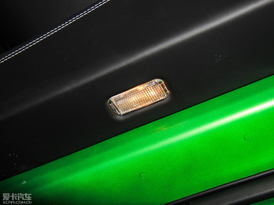 2014W 4.0T GT V8 S F