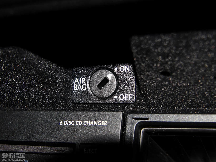 2014W 4.0T GT V8 S F