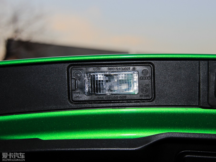 2014W 4.0T GT V8 S F