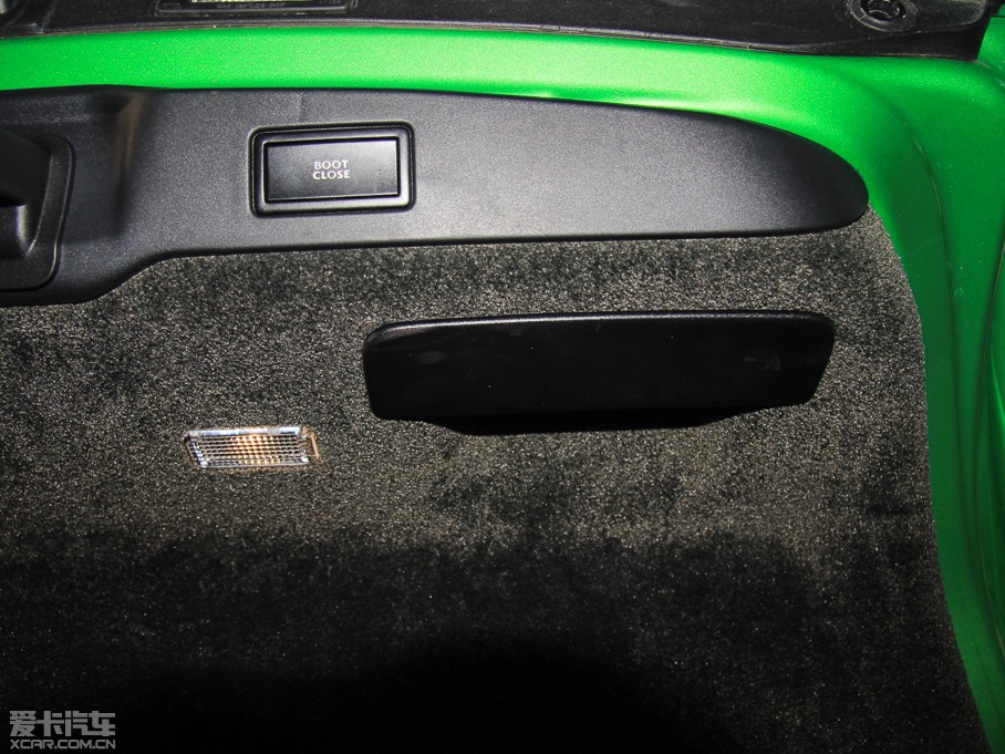 2014W 4.0T GT V8 S F