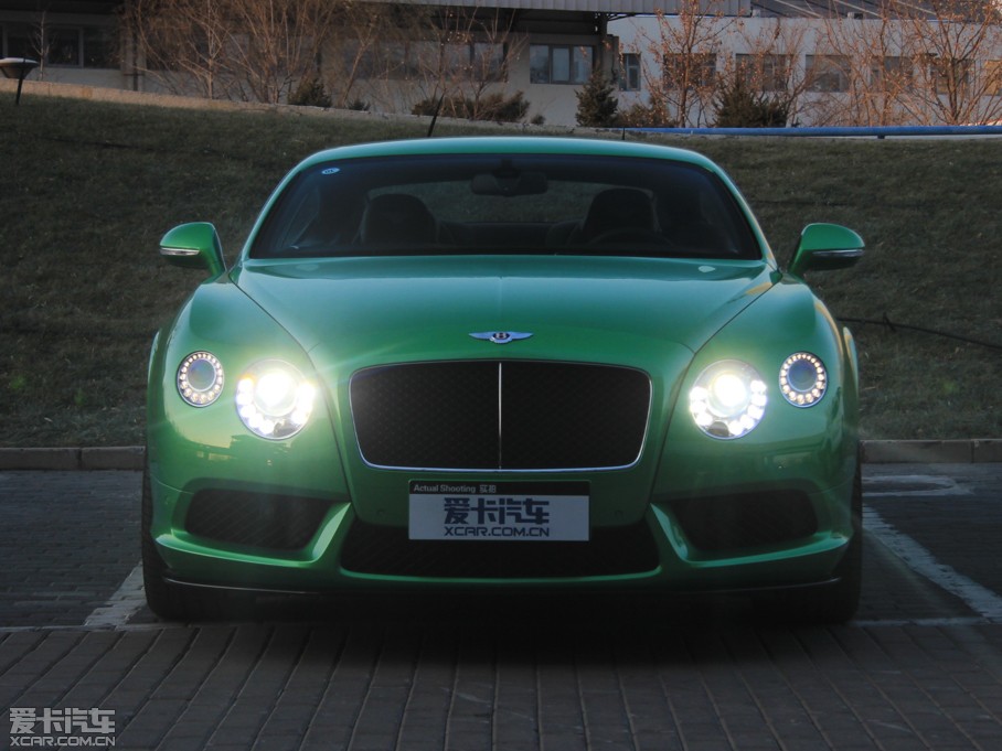 2014W 4.0T GT V8 S F