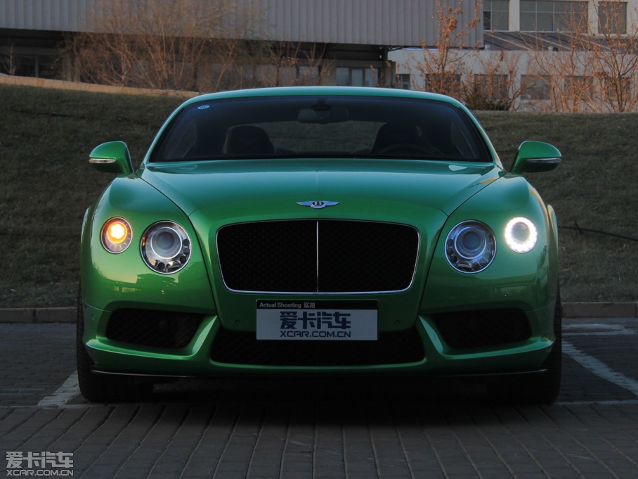 2014W 4.0T GT V8 S F