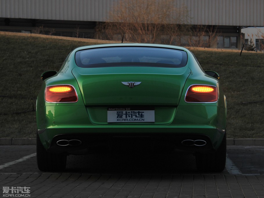 2014W 4.0T GT V8 S F