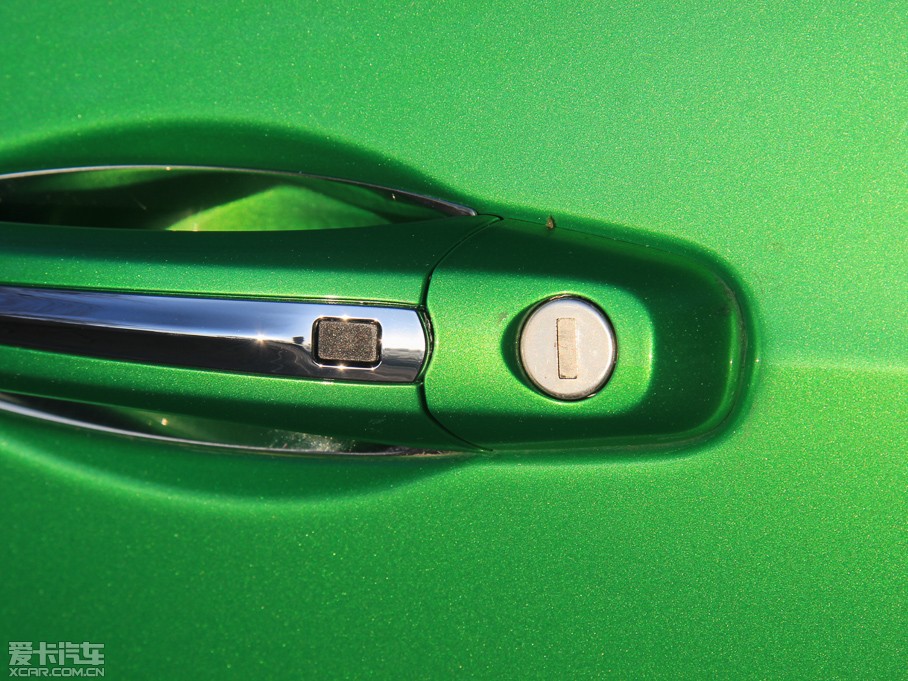 2014W 4.0T GT V8 S F