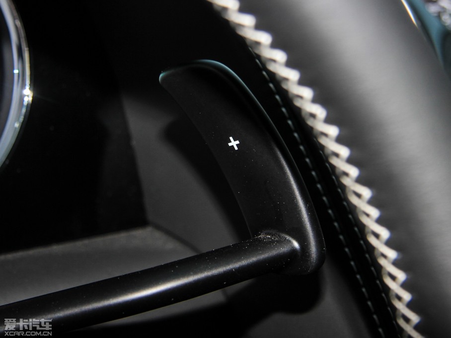 2014W 4.0T GT V8 S F