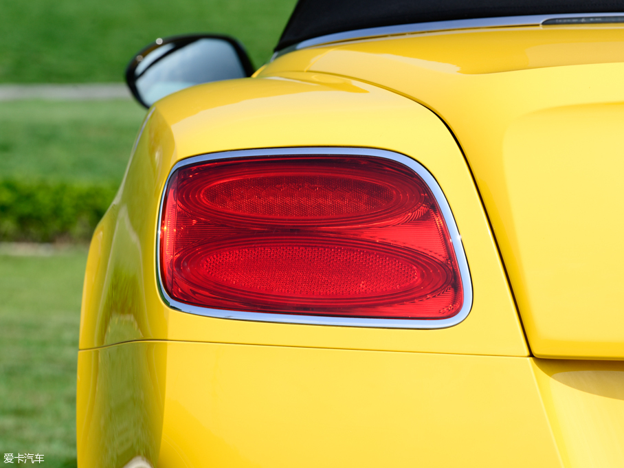 2014W 4.0T GT V8 S ˜ʰ