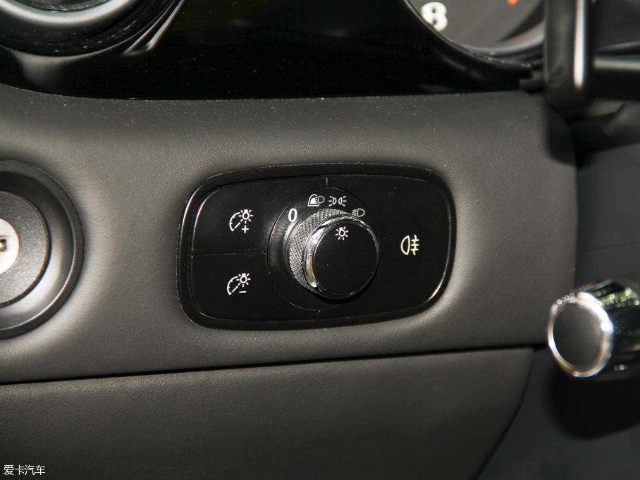 2014W 4.0T GT V8 S ˜ʰ