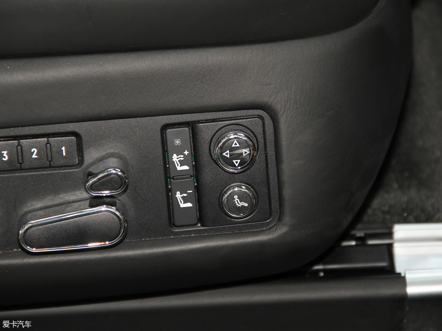 2014W 4.0T GT V8 S ˜ʰ