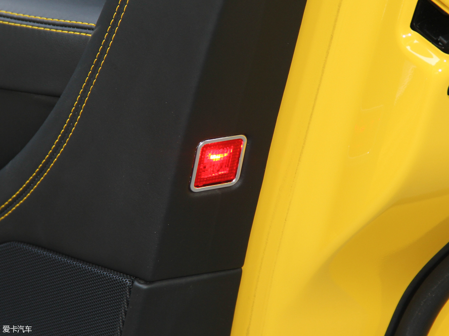 2014W 4.0T GT V8 S (bio)(zhn)