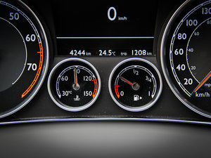 20124.0T GT V8 п؅^(q)