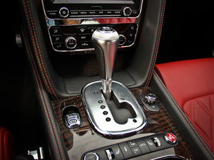 20124.0T GT V8 п؅^