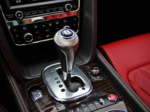 20124.0T GT V8 п؅^