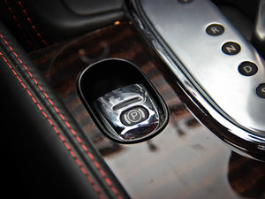 20124.0T GT V8 п؅^