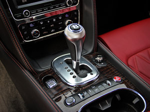 20124.0T GT V8 п؅^